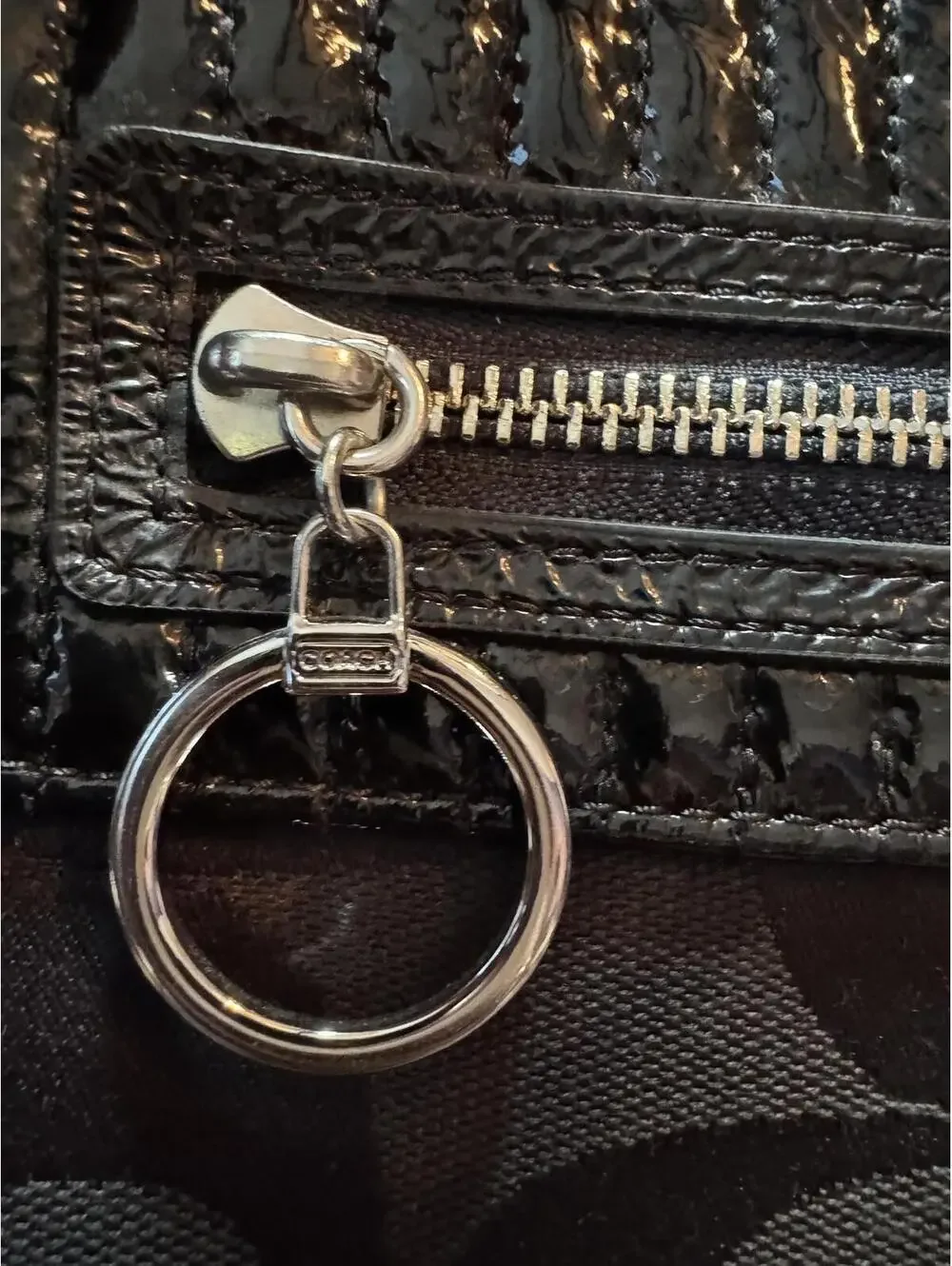 Coach Poppy Signature Glam Tote Patent Quilted Y2K